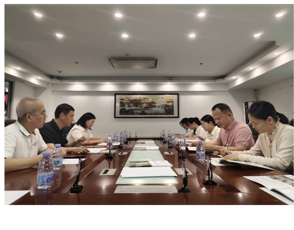 厚德世家晚晴苑养护院座谈现场 厚德世家晚晴苑养护院座谈现场