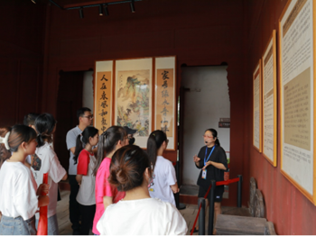 我校学子成功开展“青春践行二十大,民族医药健康行”暑期社会实践活动