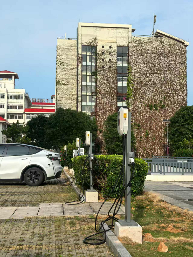 投入使用的充电桩 投入使用的充电桩