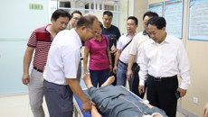 罗伟生副校长到骨伤学院指导工作