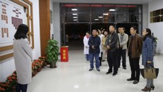 自治区教育厅科研处与学位办党支部“两学一做”调研组莅临我校召开“两学一做”座谈会