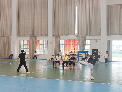 教考分离显真功 以考促练强体魄