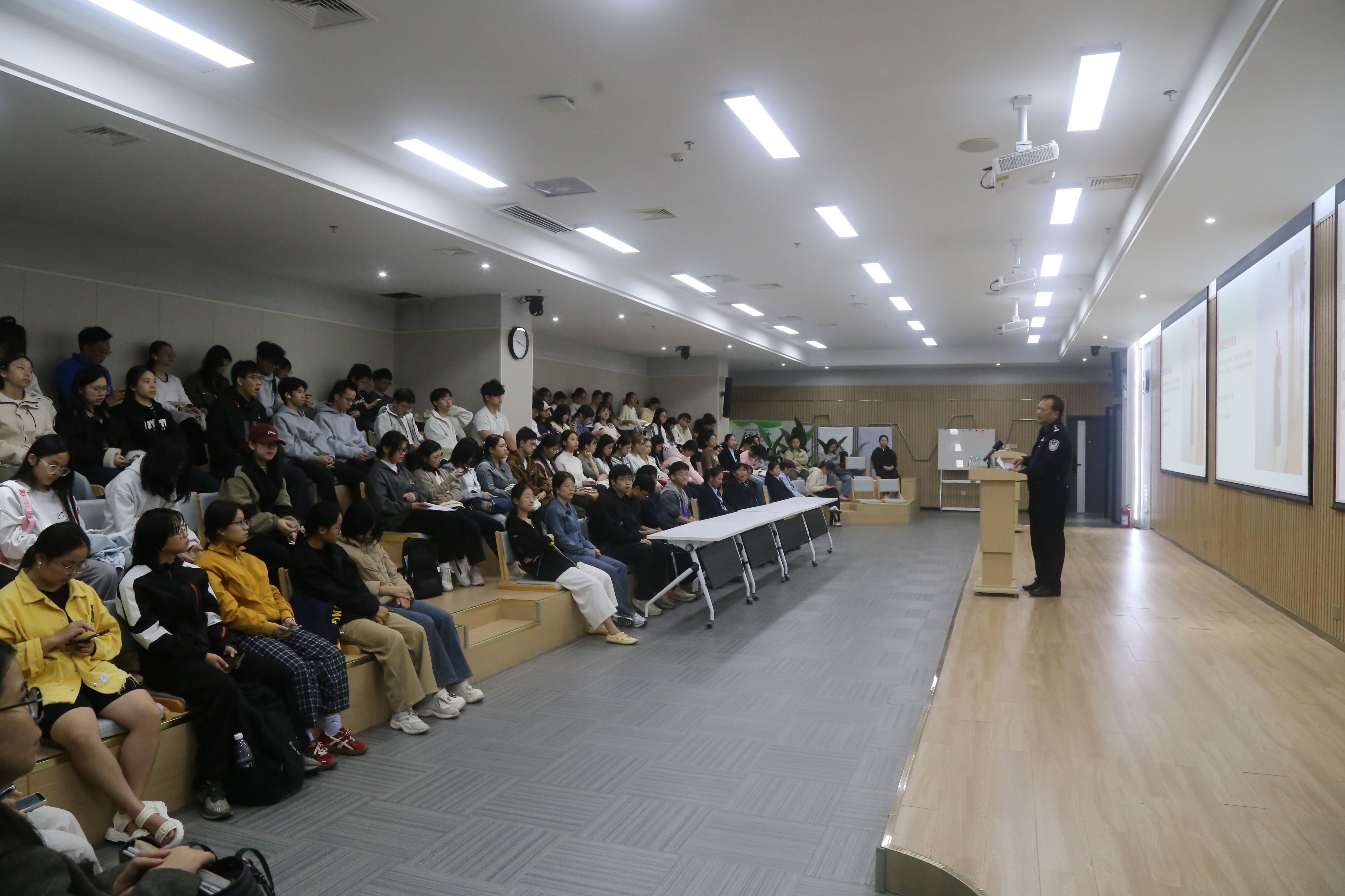 84e13c88d5b32492319c701c3c437e2